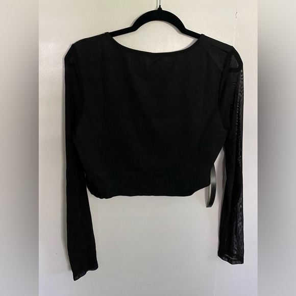 Women's Sexy Long Sleeve Cut Out Crop Top, L - Picture 3 of 3